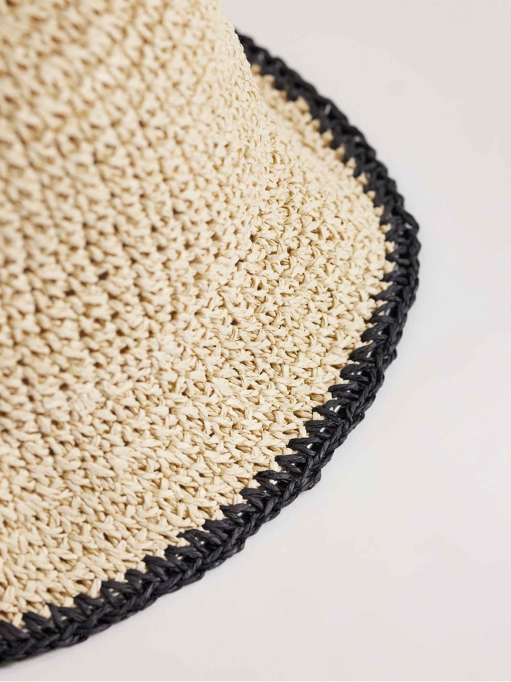 Zara crocheted straw packable bucket hat in natural with tipped edge - Picture 2 of 5